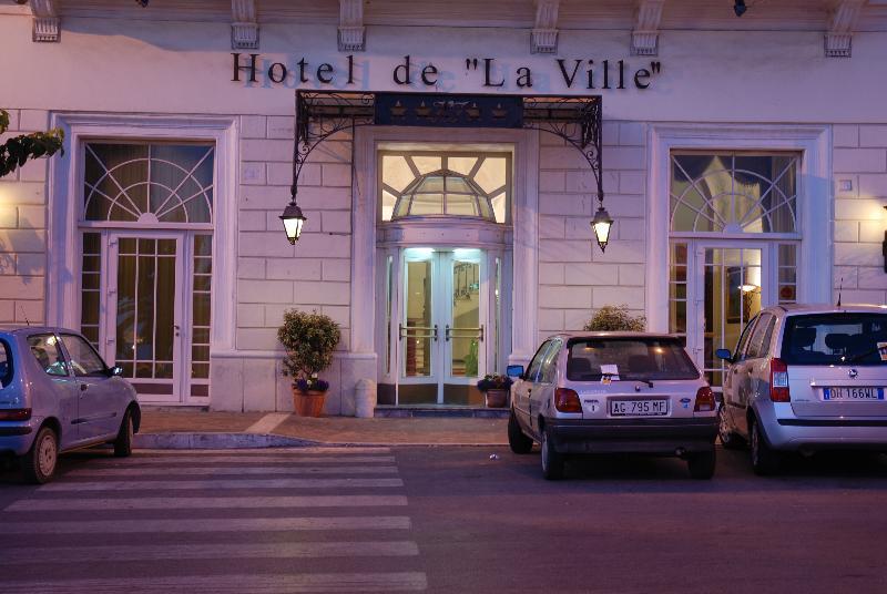 Hotel De La Ville Civitavecchia Exterior foto